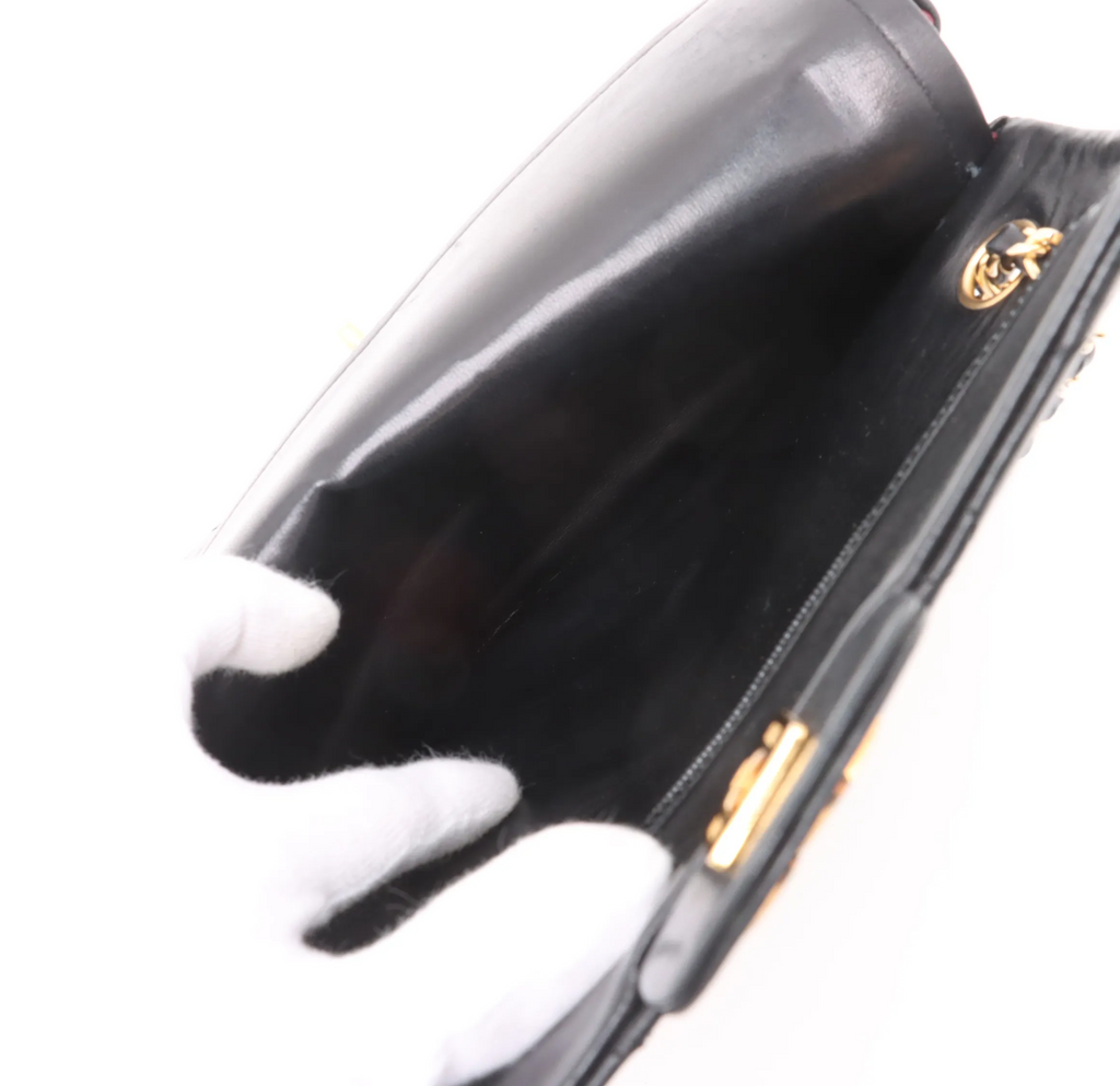 CHANEL Classic Double Flap Medium (U2)