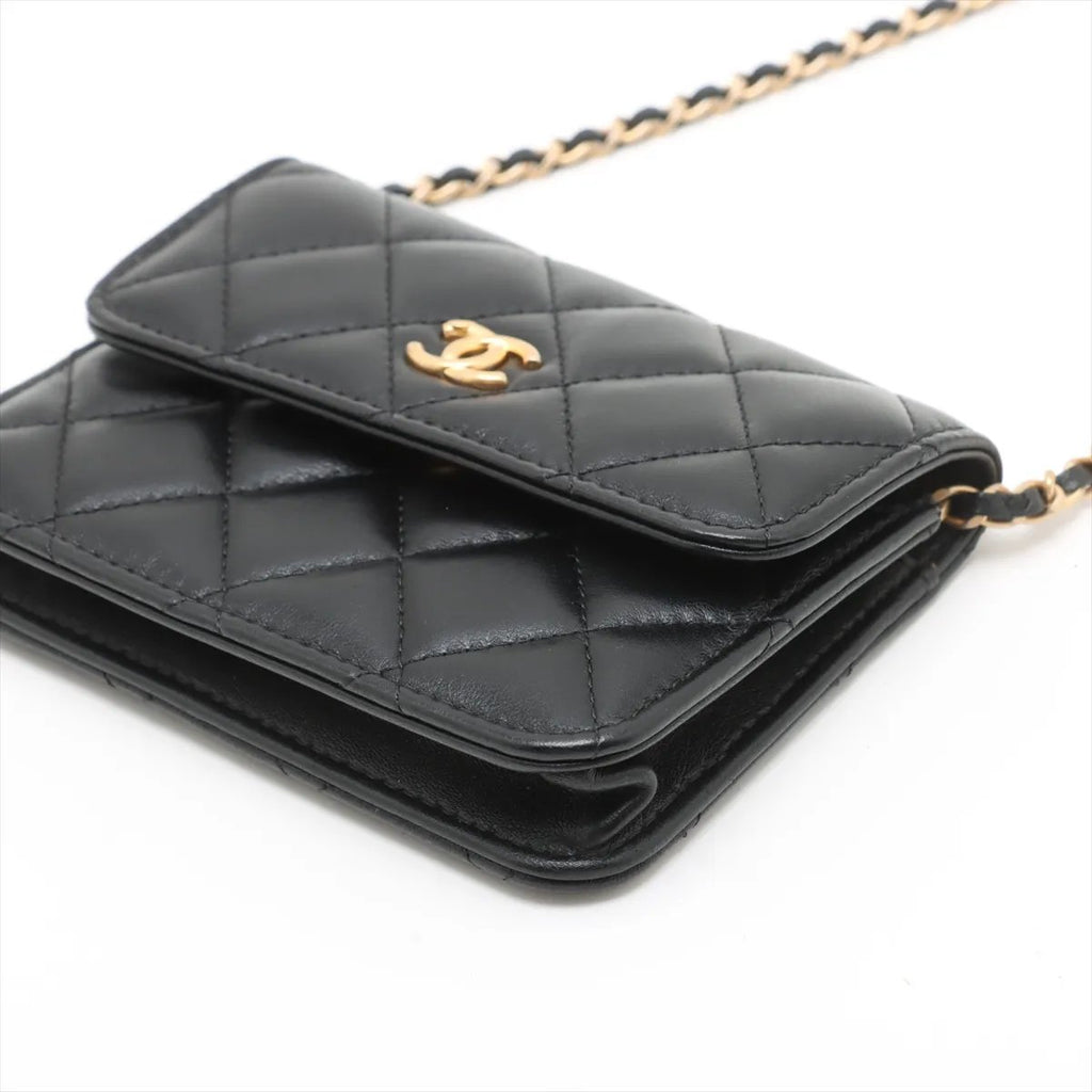 Chanel Pearl Crush Flap Clutch With Chain Mini (N1)