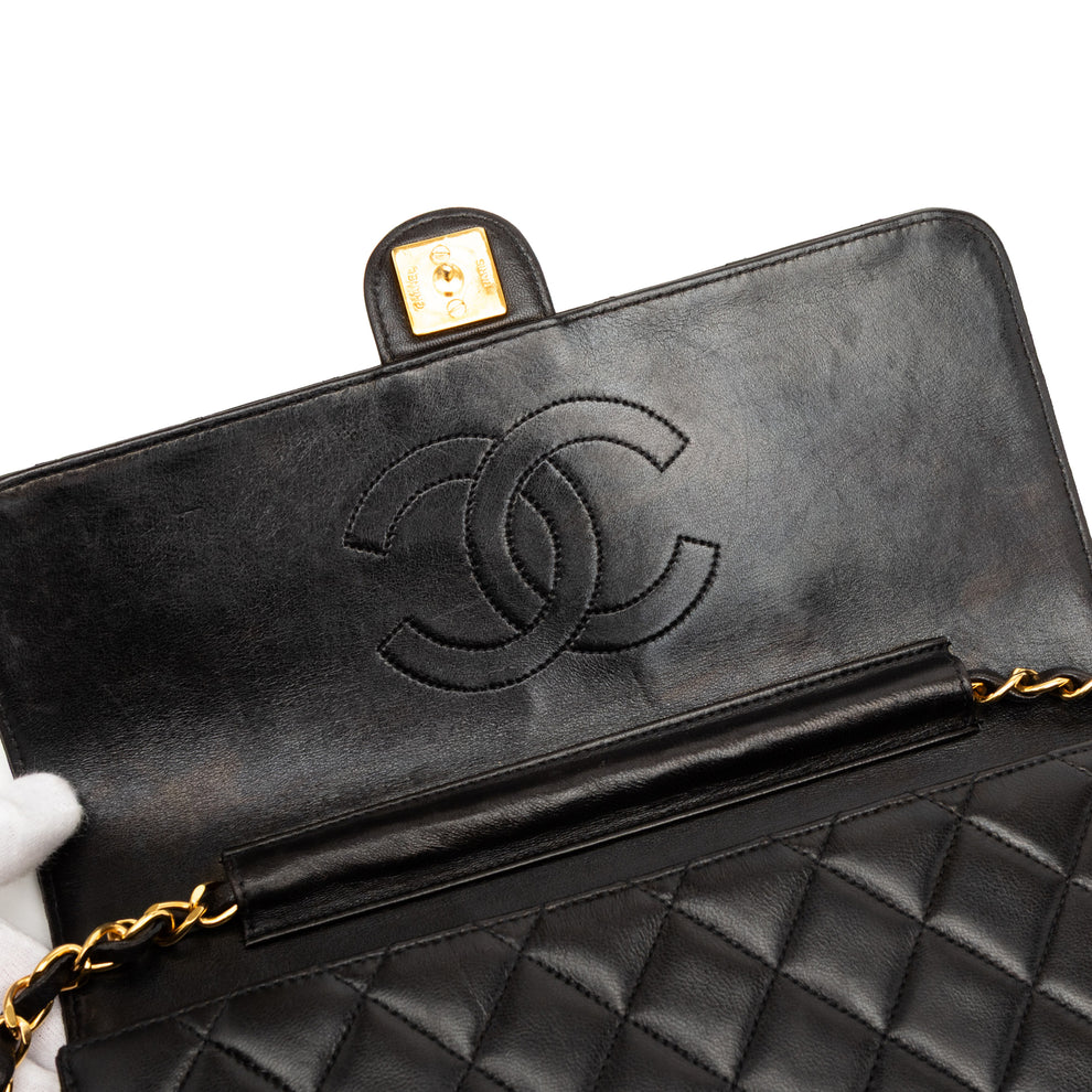 CHANEL Matelasse Single Flapbag Medium Push-Lock (U2)