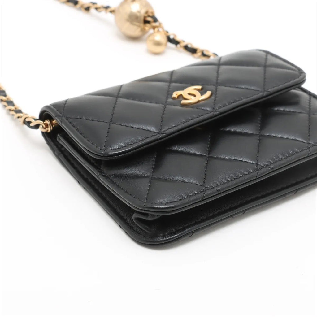Chanel Pearl Crush Flap Clutch With Chain Mini (N1)