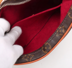 Louis Vuitton Monogram Croissant PM (U2)